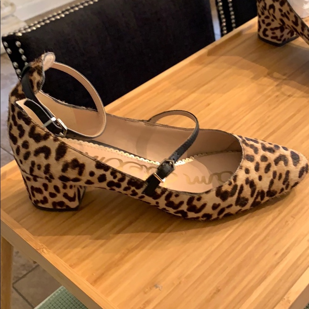 Sam Edelman Lulie pump animal print.